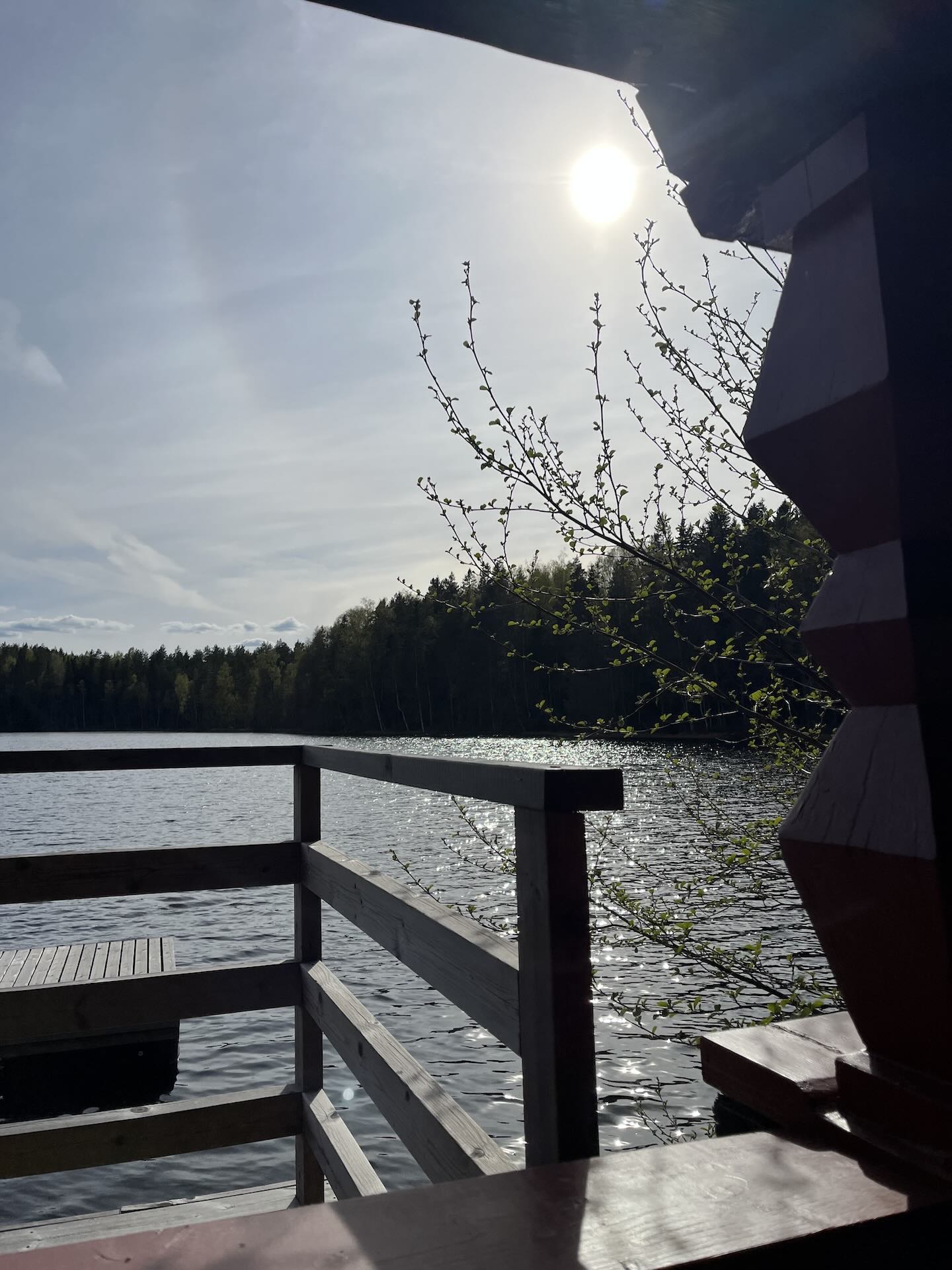 Maisema rantasaunalta Lohikäärmekivi Lohja
